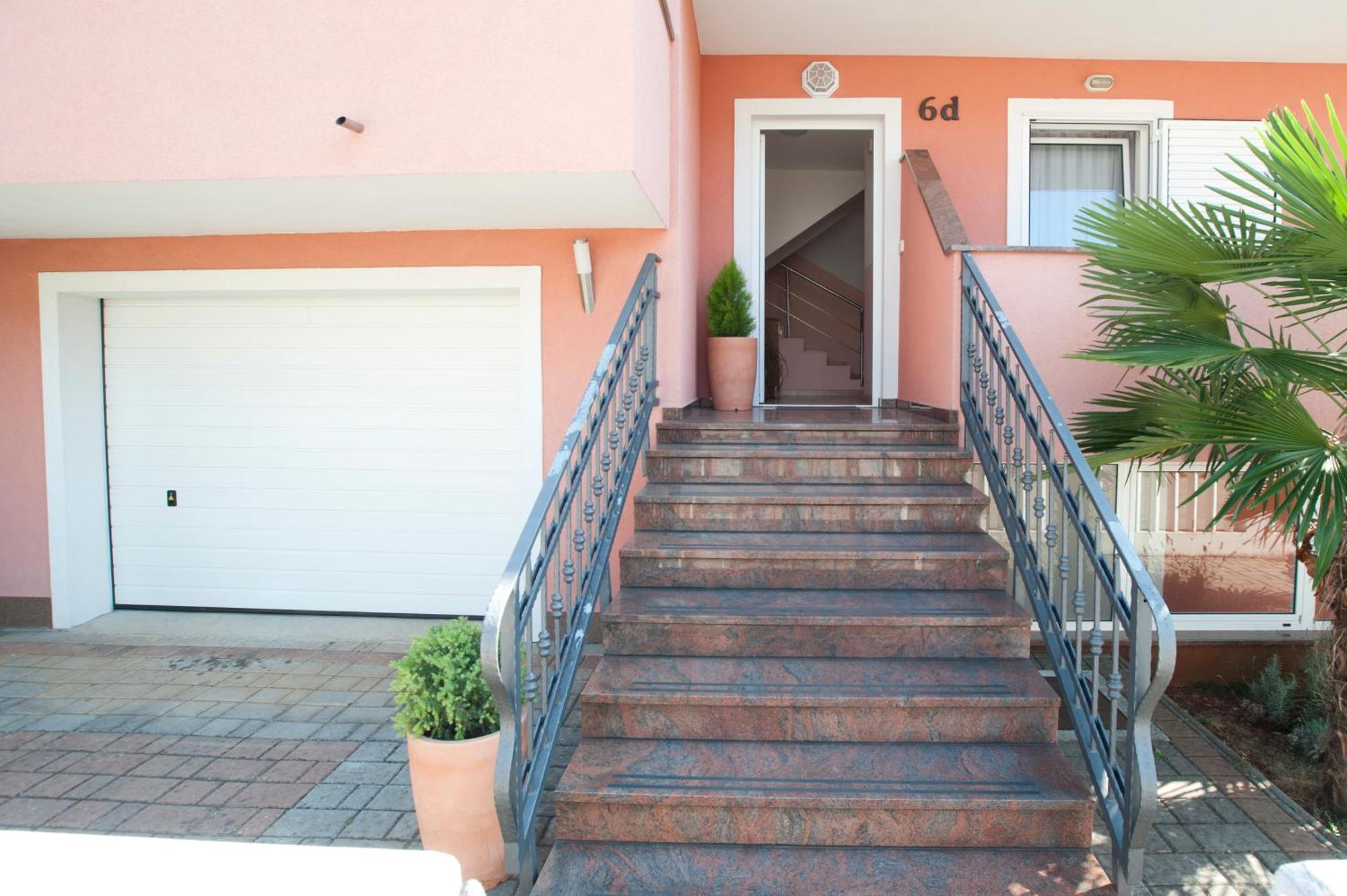 Apartments Maric With Parking Umag Buitenkant foto