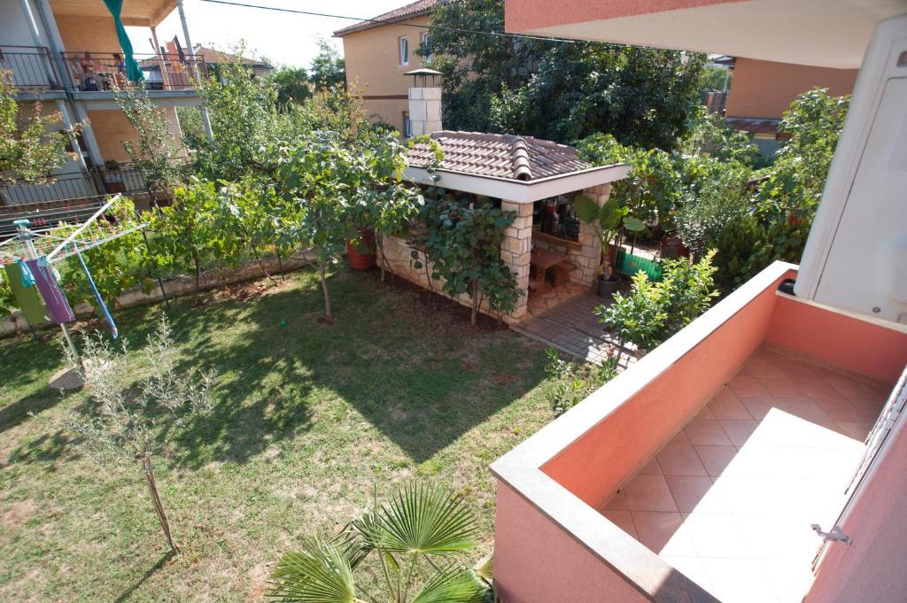 Apartments Maric With Parking Umag Buitenkant foto